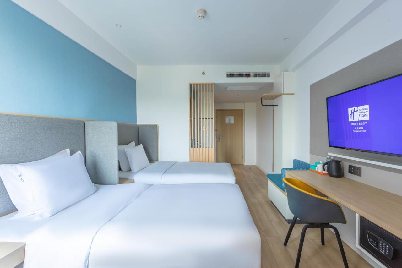 Holiday Inn Express Shanghai Pudong Airport By Ihg Exterior foto